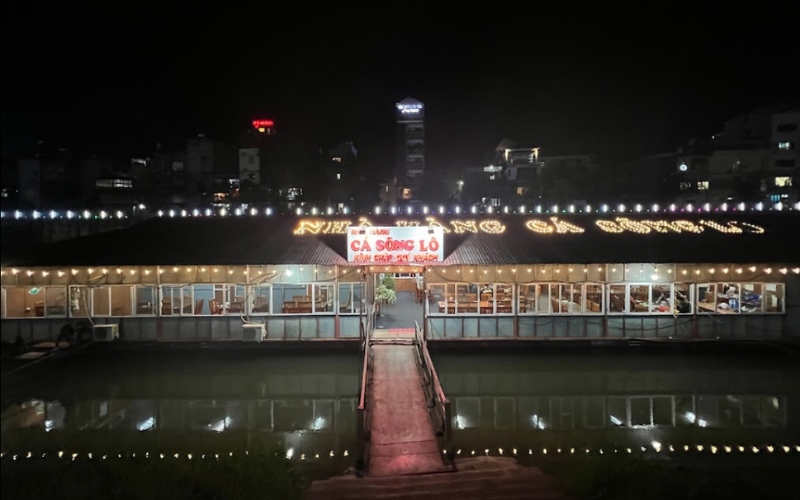 Nhà hàng Cá Sông Lô