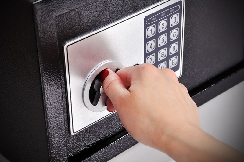 có nên mua két sắt chống cháy giá rẻ